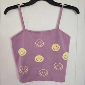 akaiv Smilely Face Knit Crop Top